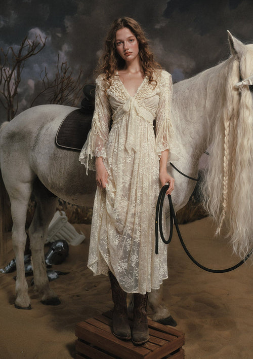 （US Exclusive）White Horse Princess Dress